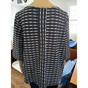 Habitat Clothes To Live In Navy White Striped Textured Elbow Sleeve Top Scoop Nk